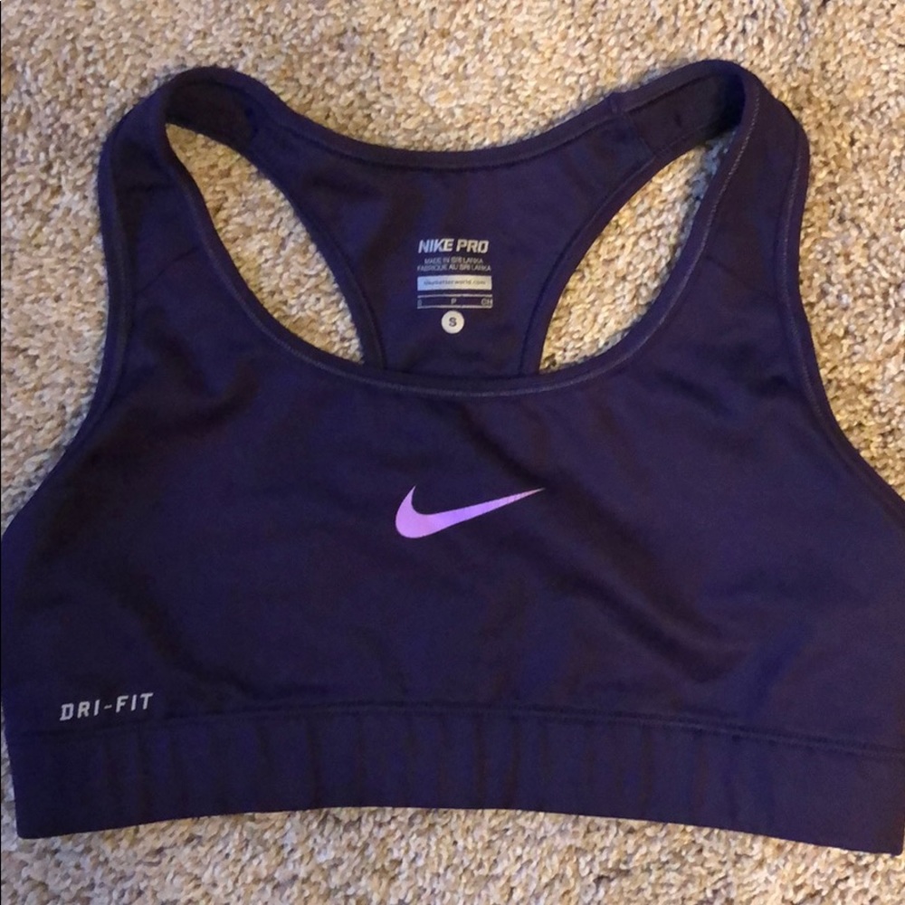 Nike Pro Sports Bra